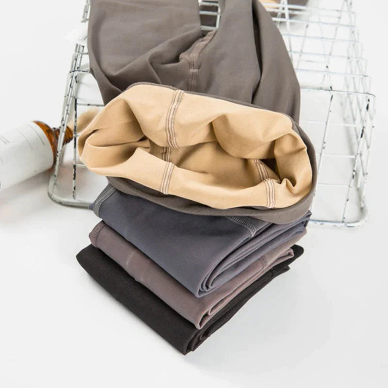 Fleece leggings, warme streetwear.
